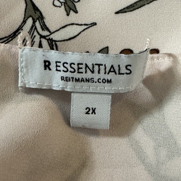 R Essentials 2X Shirt Top Pink Floral Flower Sleeveless V Neck Flowy Lightweight - Picture 5 of 7